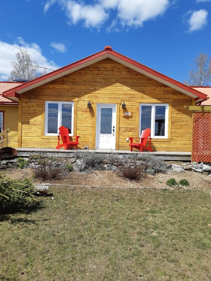 Auberge Ma Maison Sainte-Melanie Exterior foto